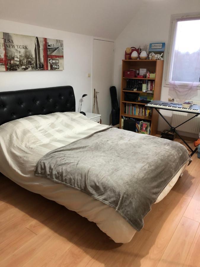 3 Chambres Chez Particulier Pour Les 24H Du Mans Le Mans Exteriör bild